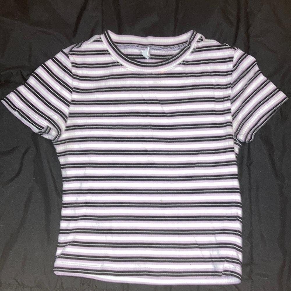 purple stripped shirt